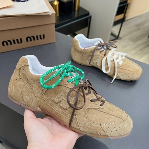 🎁🎉Miumiu x New Balance 530 Shoes❤️❤️❤️ - Picture 1 of 6